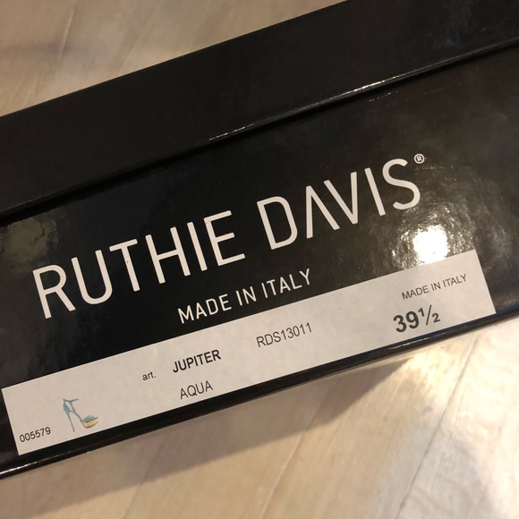 Authentic Ruthie Davis Jupiter Pumps - Picture 8 of 8
